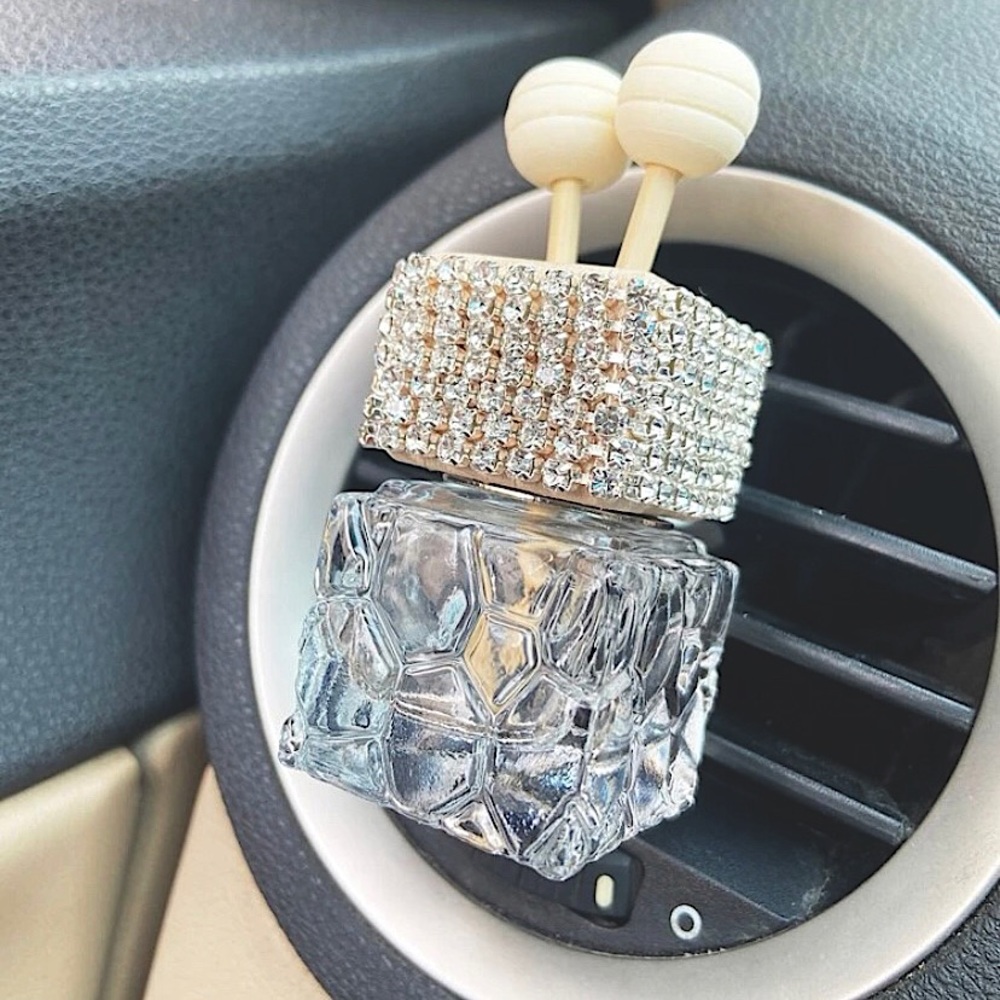 Mini perfume bottle